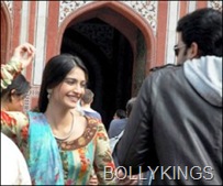 delhi 6 delhi6 thumb Delhi 6 Music Review