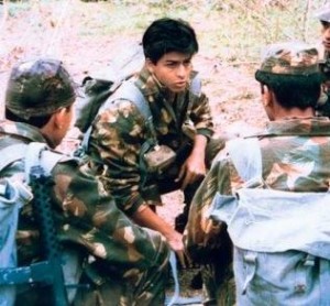shah-rukh-khan-in-fauji shah rukh khan in fauji 300x278 Top 10 Dark Horses of Bollywood The real underdogs!
